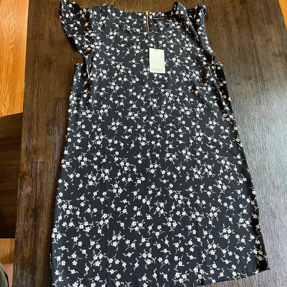 Adrienne Vittadini Dress - Size 12 NWT